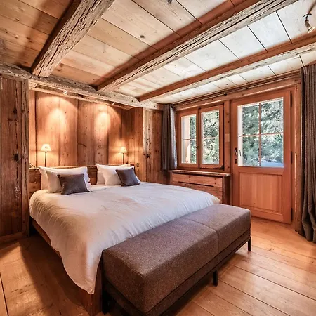 Snowcrest, Verbier- By Emerald *