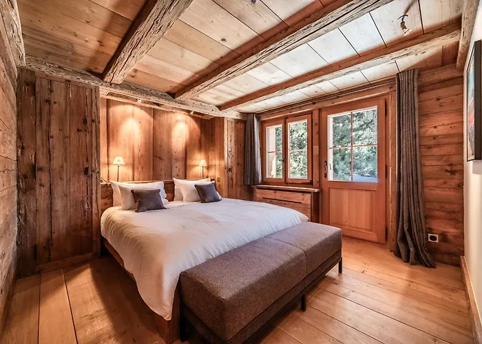 Snowcrest, Verbier- By Emerald *