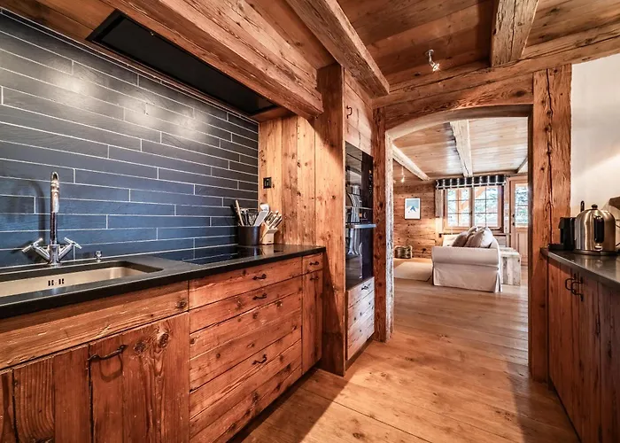 Snowcrest, Verbier- By Emerald Apartman *