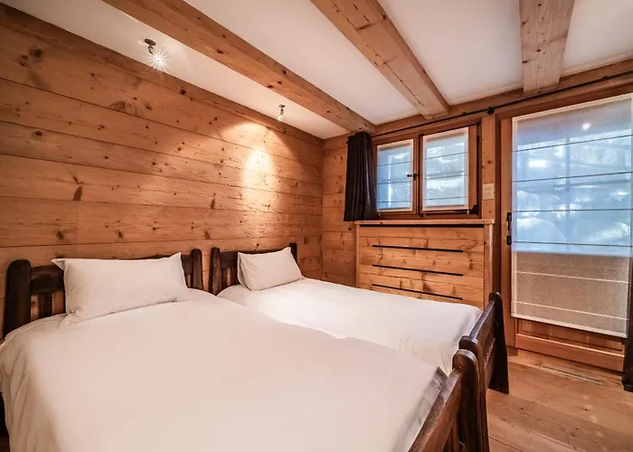 Snowcrest, Verbier- By Emerald