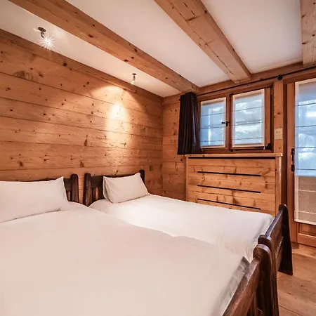 Snowcrest, Verbier- By Emerald